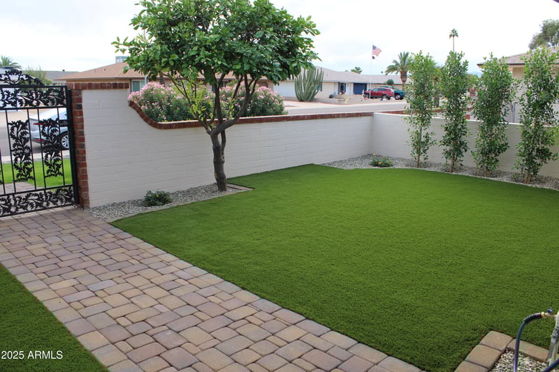 12542 Parkwood Dr, Sun City West, AZ 85375