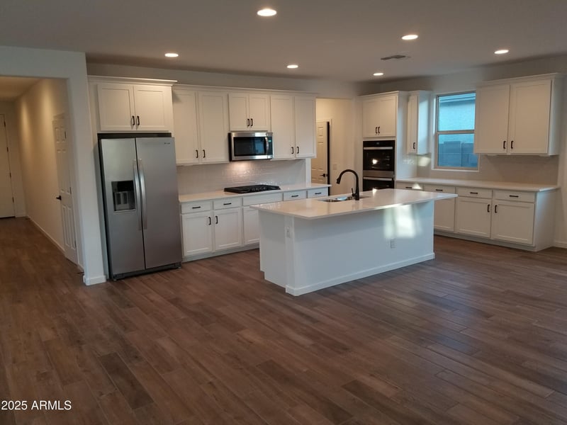 12546 Luxton Ln, Avondale, AZ 85323