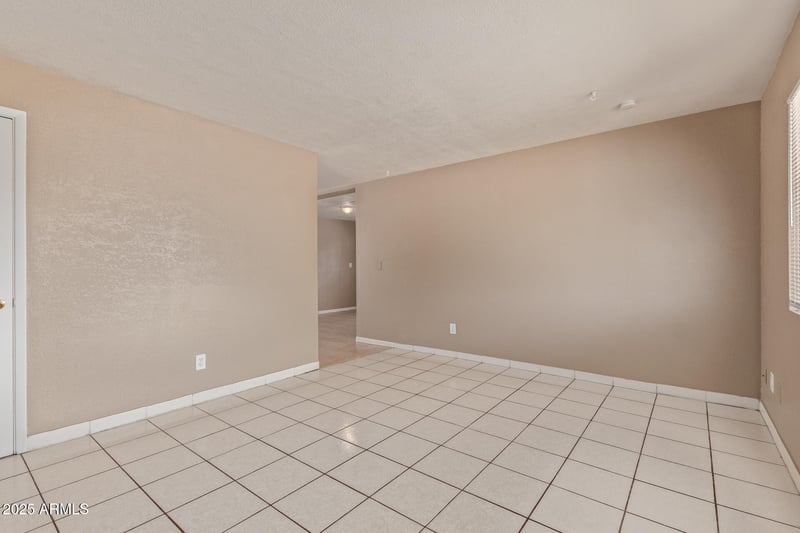 12547 Warner St, Avondale, AZ 85323