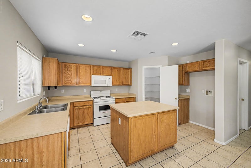 12548 W Charter Oak Rd, El Mirage, AZ 85335