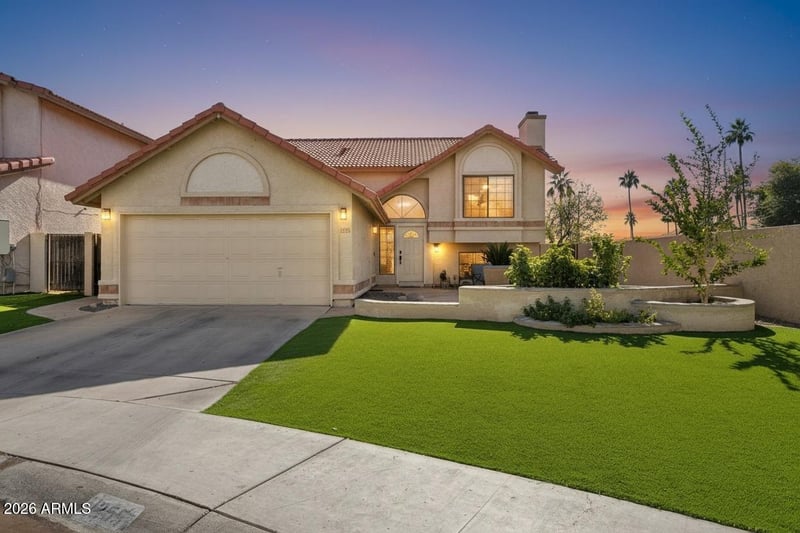 1255 Sea Shell Dr, Gilbert, AZ 85233