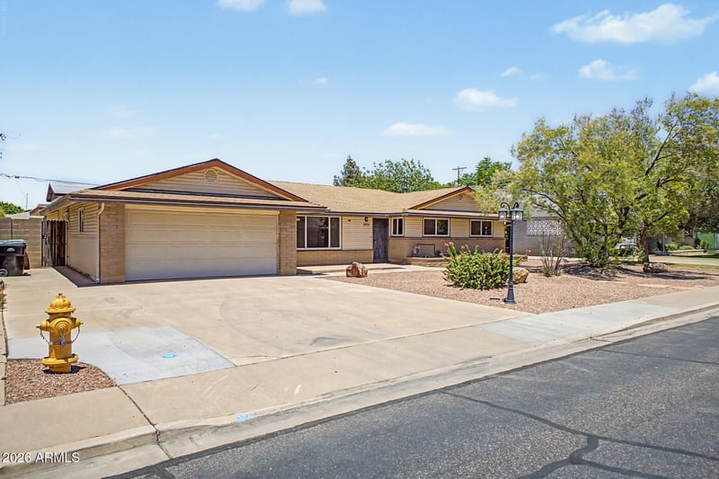 1256 W Devonshire St, Mesa, AZ 85201