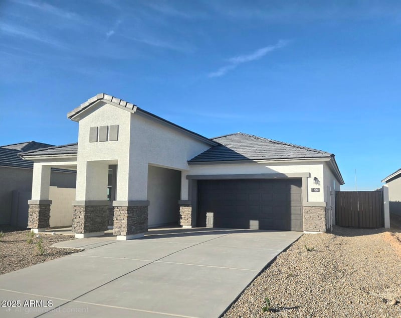 12560 Mountain View Dr, Avondale, AZ 85323