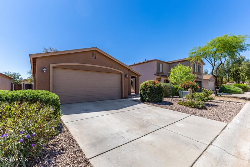 1257 Renegade Trl, San Tan Valley, AZ 85143