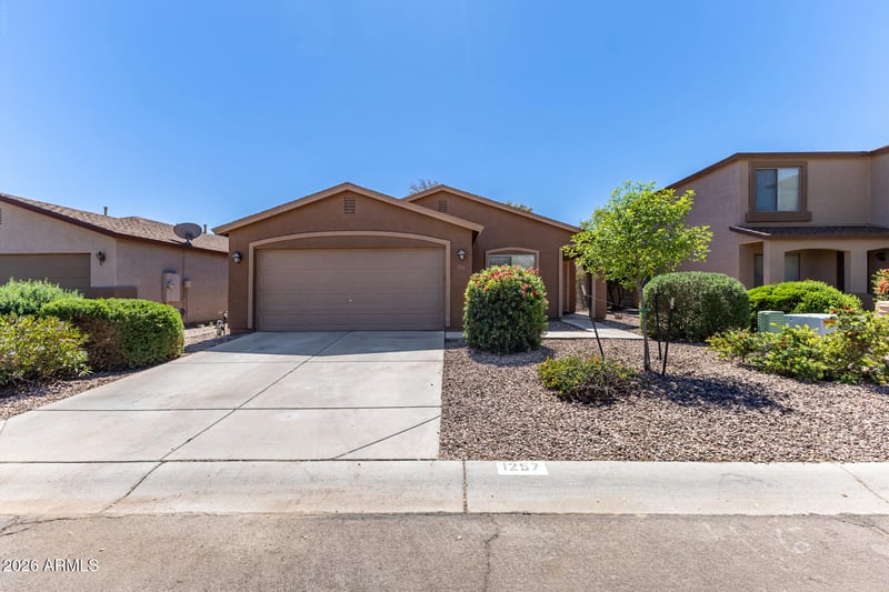 1257 Renegade Trl, San Tan Valley, AZ 85143