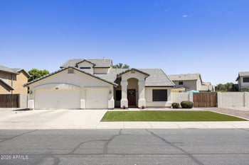 1257 Palm St, Gilbert, AZ 85296