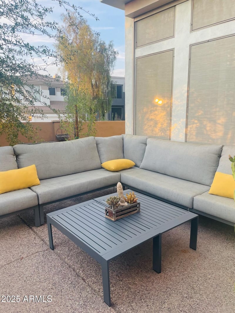 1257 Voltaire Ave, Phoenix, AZ 85022
