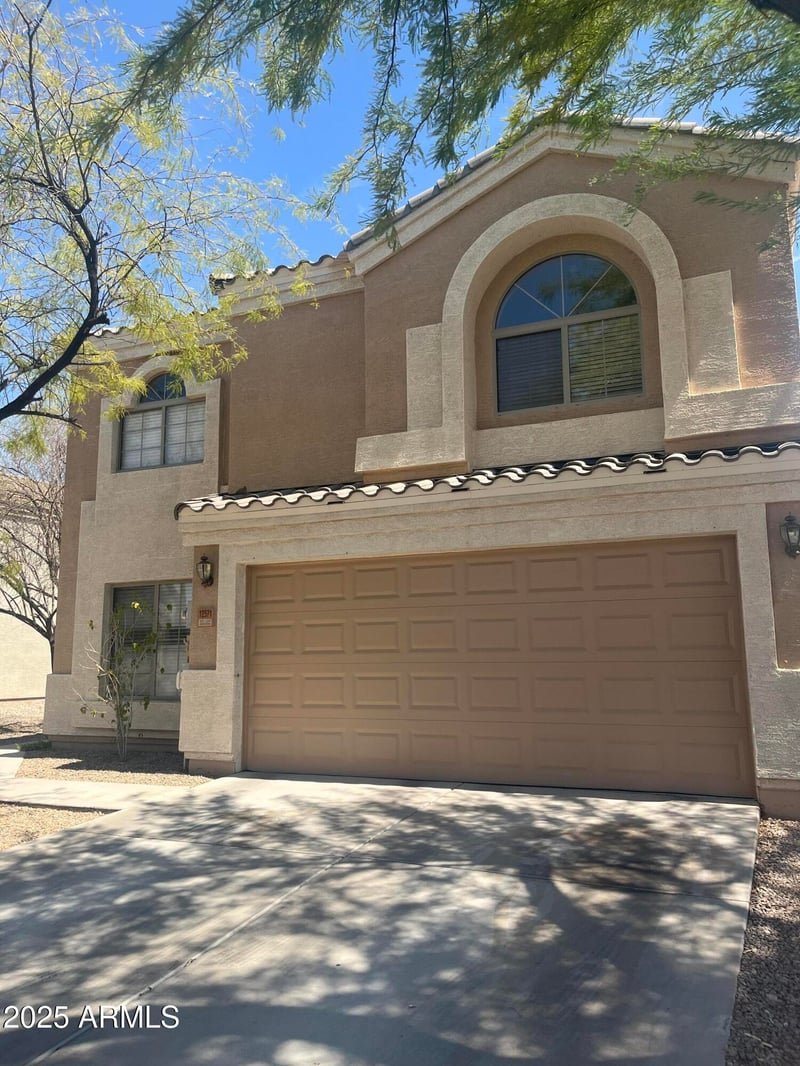 12571 Mauna Loa Ln, El Mirage, AZ 85335