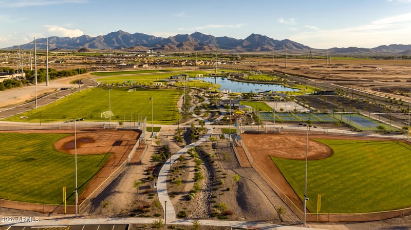 12572 Trumbull Rd, Avondale, AZ 85323