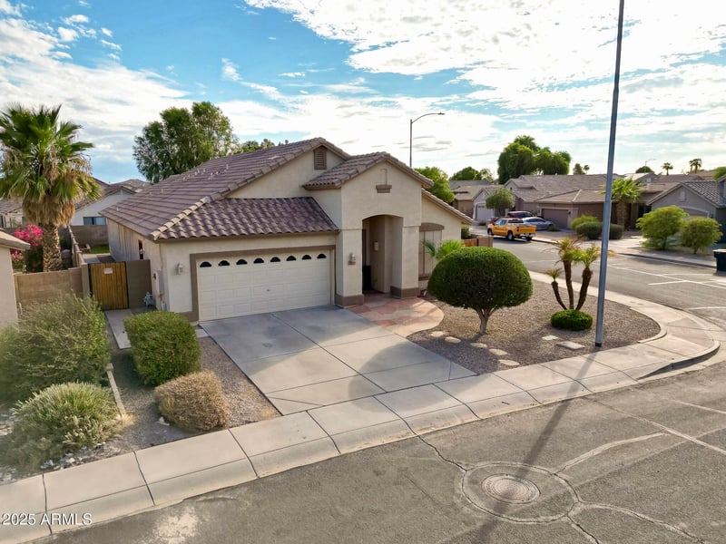 12575 Osborn Rd, Avondale, AZ 85392