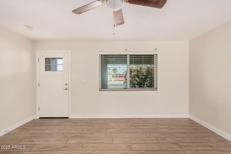1259 W 6th Dr, Mesa, AZ 85202