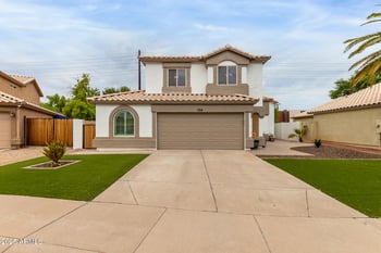 126 Bay Dr, Gilbert, AZ 85233