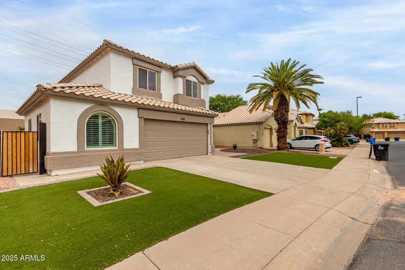 126 Bay Dr, Gilbert, AZ 85233