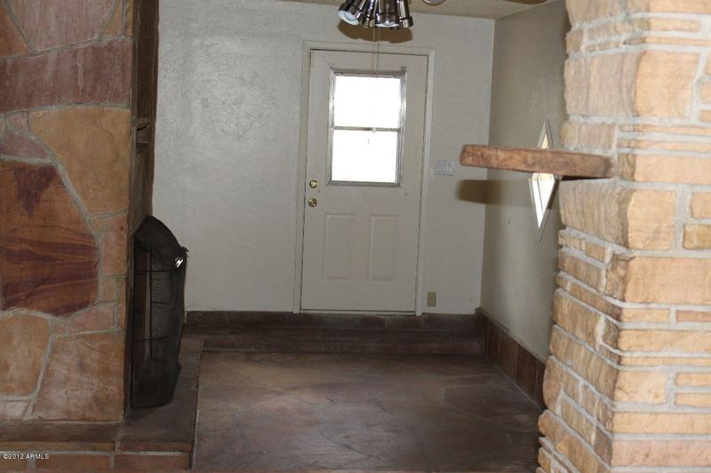 126 E Ivy St, Mesa, AZ 85201