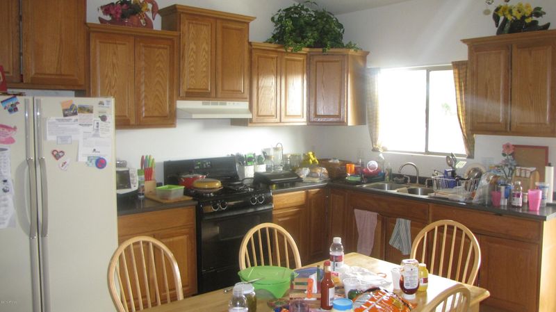 126 E Madden Dr, Avondale, AZ 85323