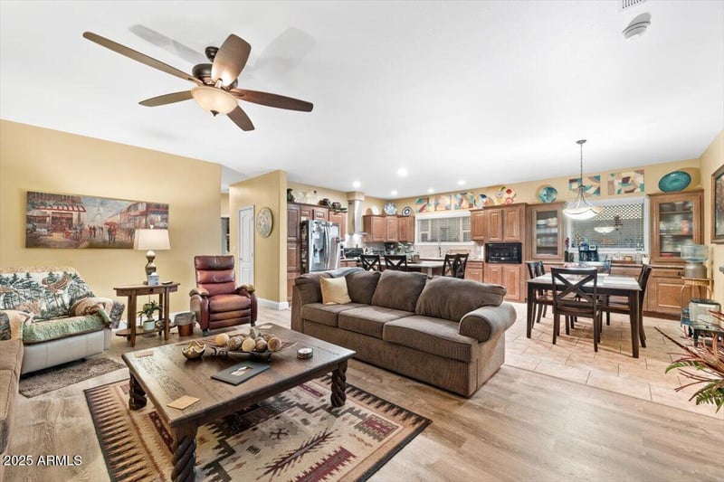 126 Hilton Rd, Apache Junction, AZ 85119