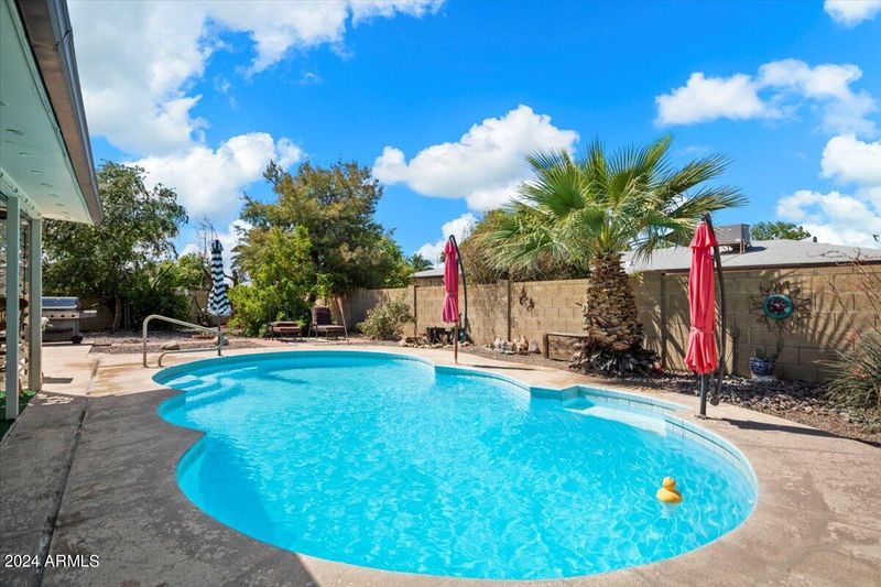 126 N 62nd St, Mesa, AZ 85205