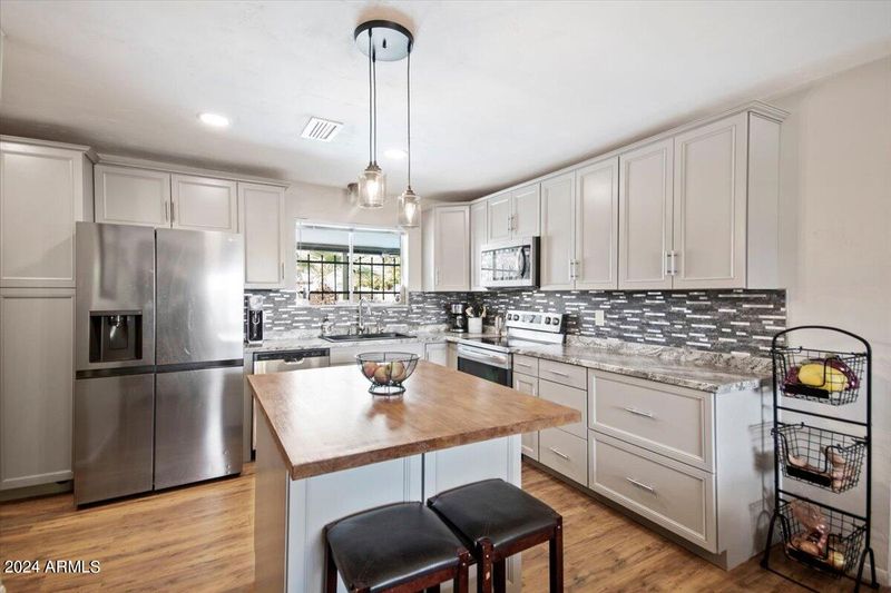 126 N 62nd St, Mesa, AZ 85205