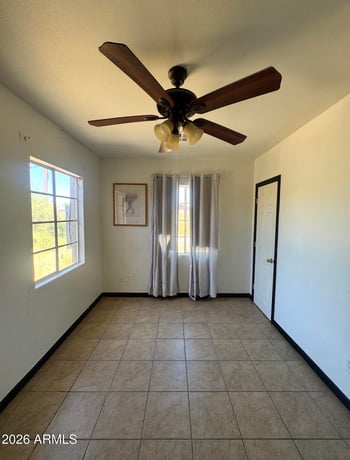 126 Hunt Dr, Mesa, AZ 85203