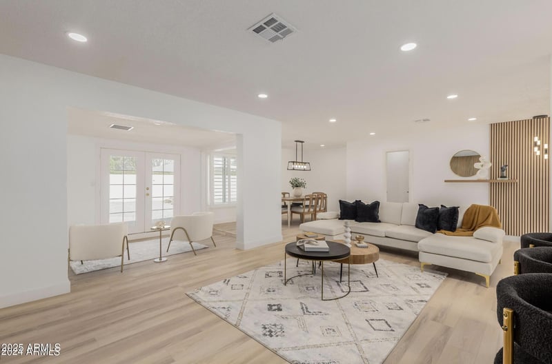 126 Northern Ave, Phoenix, AZ 85020