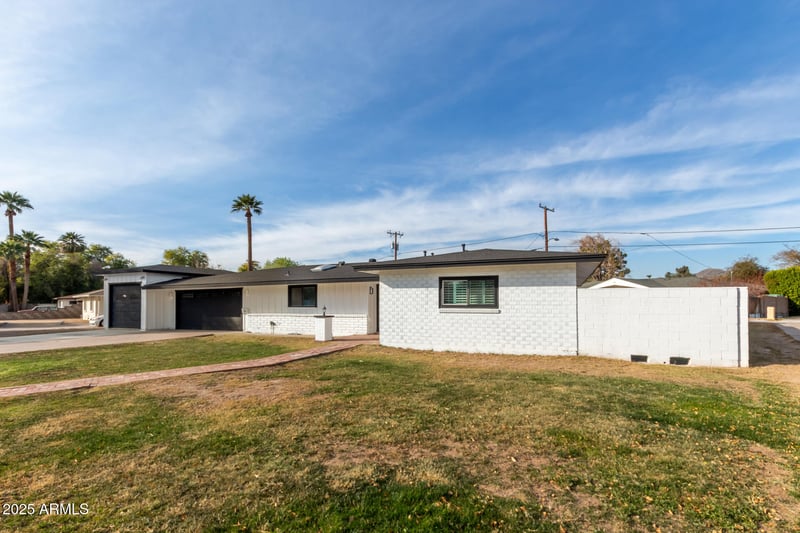 126 Northern Ave, Phoenix, AZ 85020