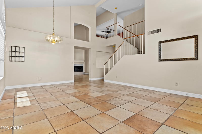 126 Ogden Cir, Mesa, AZ 85206