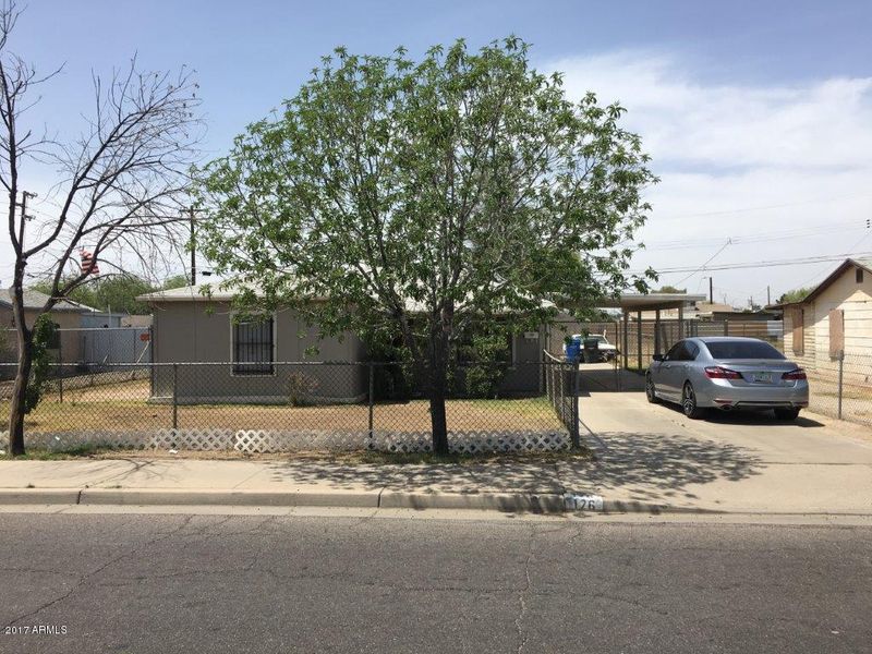 126 S 27th Ave, Phoenix, AZ 85009