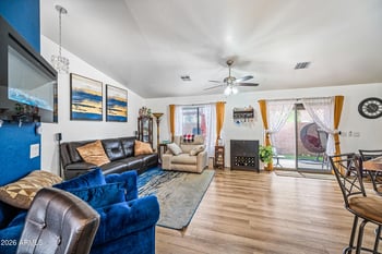 1260 Lindsay Rd #38, Mesa, AZ 85204