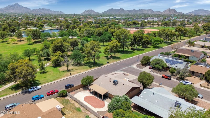 12601 35th Pl, Phoenix, AZ 85032