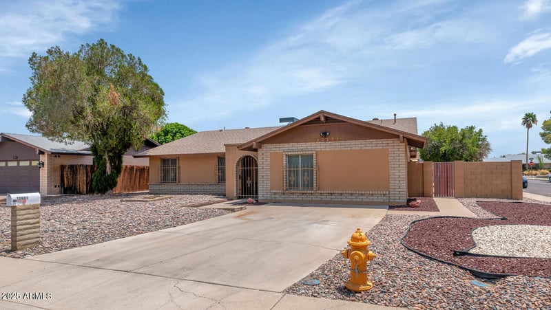 12601 35th Pl, Phoenix, AZ 85032
