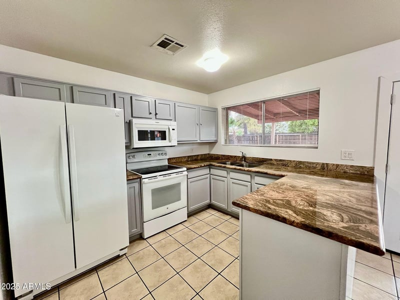 12602 38th Ave, Phoenix, AZ 85029