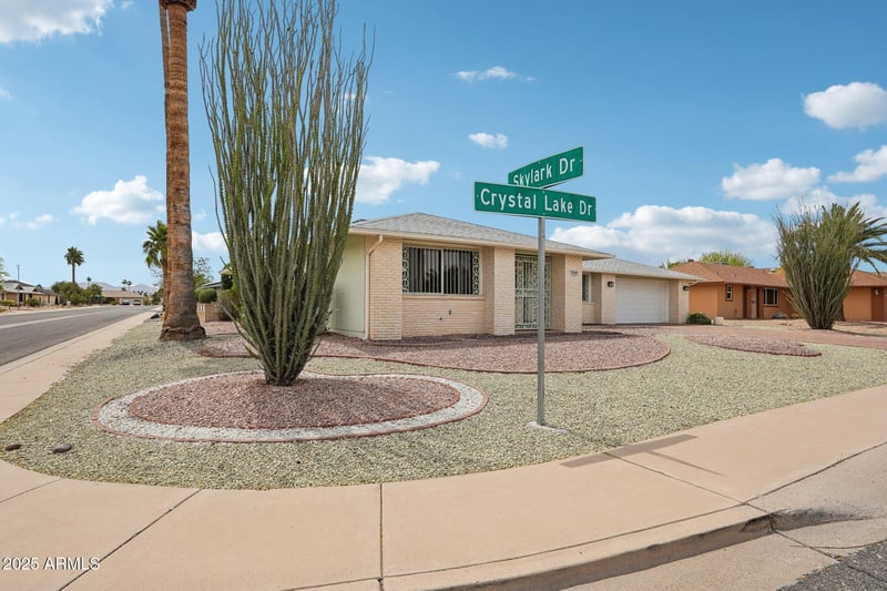 12603 Crystal Lake Dr, Sun City West, AZ 85375