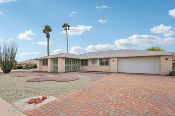 12603 Crystal Lake Dr, Sun City West, AZ 85375