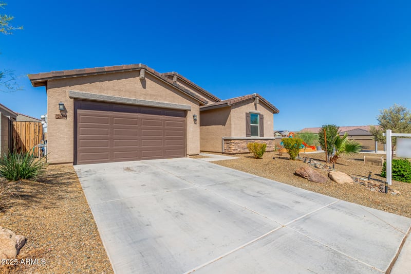 12608 Gardenia Ave, Glendale, AZ 85307