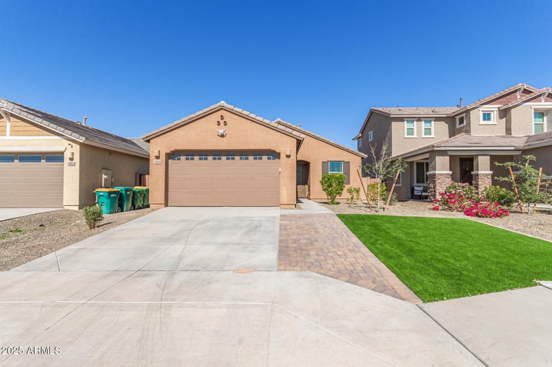 12608 Kaler Dr, Glendale, AZ 85307