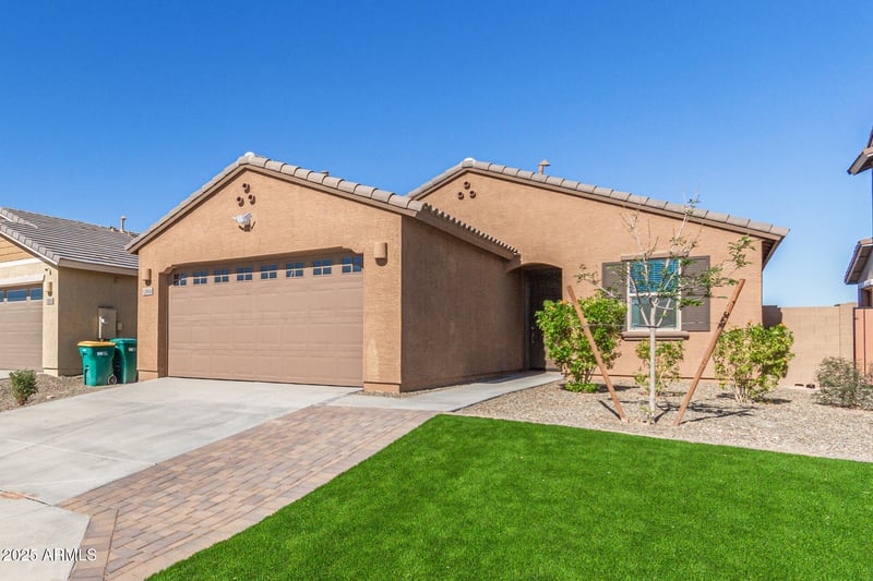 12608 Kaler Dr, Glendale, AZ 85307