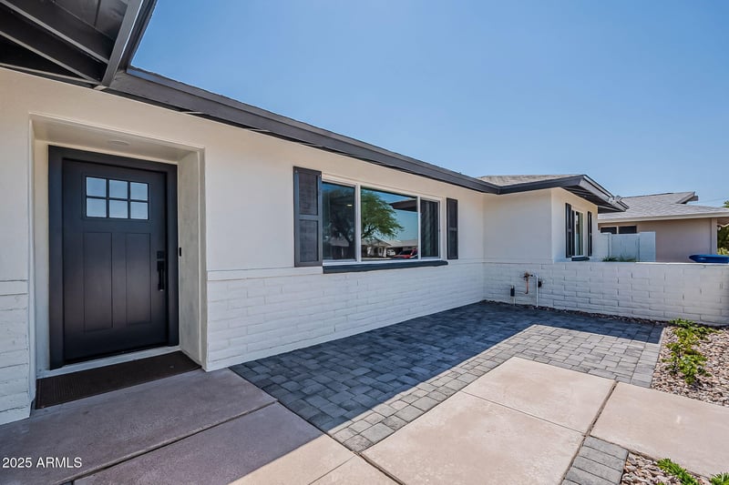 1261 Riviera Dr, Tempe, AZ 85282