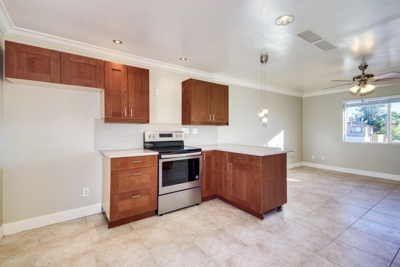12614 N 38th Dr, Phoenix, AZ 85029