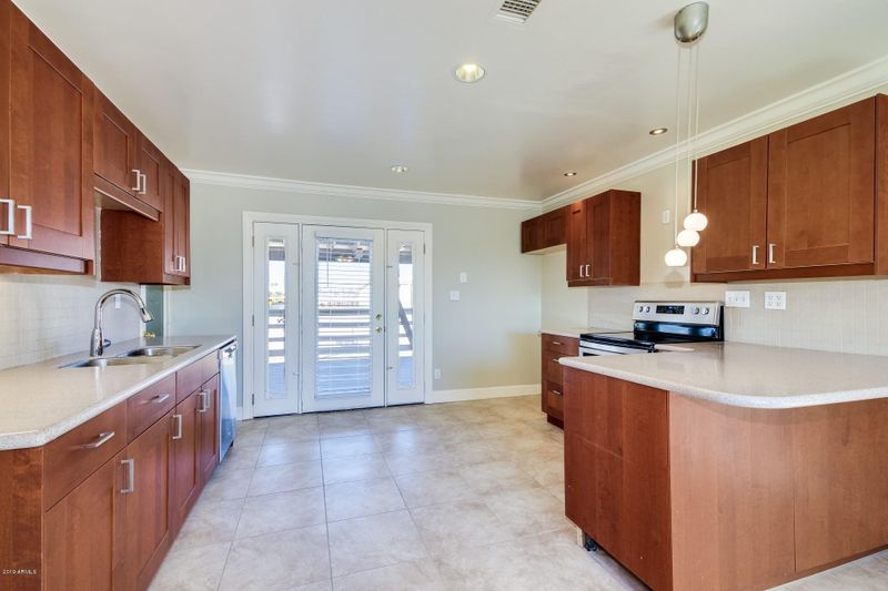 12614 N 38th Dr, Phoenix, AZ 85029