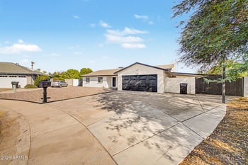 12615 49th Ave, Glendale, AZ 85304