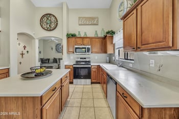 12617 Catalina Dr, Avondale, AZ 85392