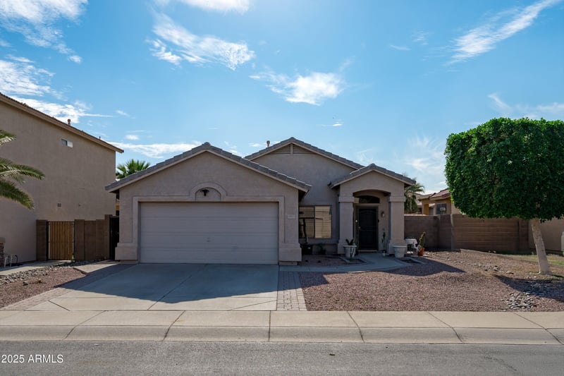 12617 Clarendon Ave, Avondale, AZ 85392