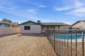 12619 39th Dr, Phoenix, AZ 85029