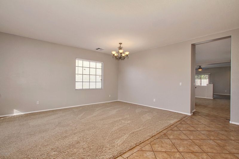 1262 E Strawberry Dr, Gilbert, AZ 85298