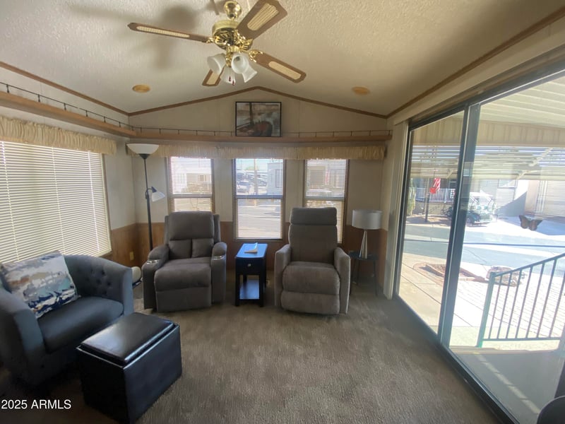 1262 Shawnee Dr, Apache Junction, AZ 85119