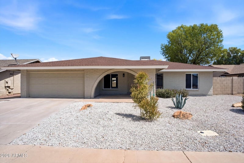 1262 Mendoza Ave, Mesa, AZ 85202