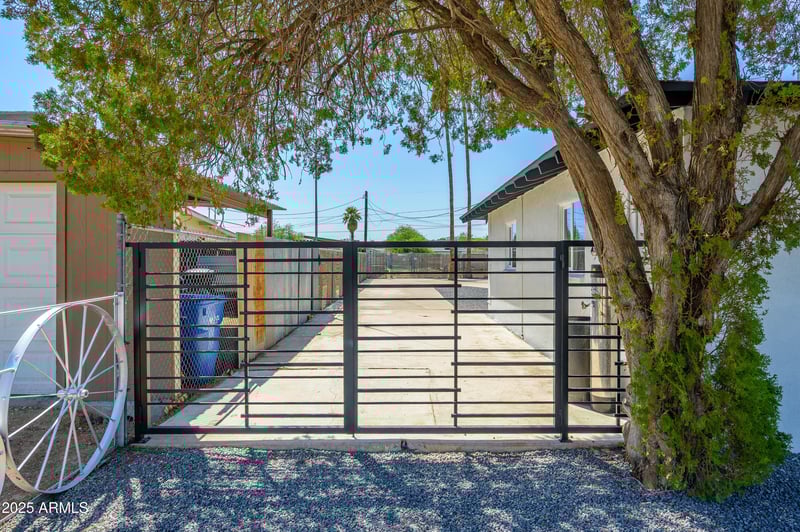 12620 22nd Pl, Phoenix, AZ 85022