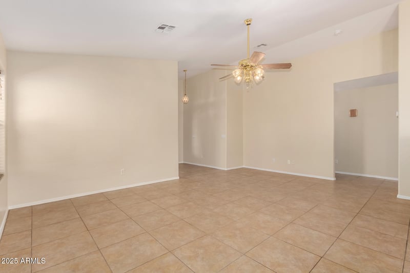 12622 Clarendon Ave, Avondale, AZ 85392