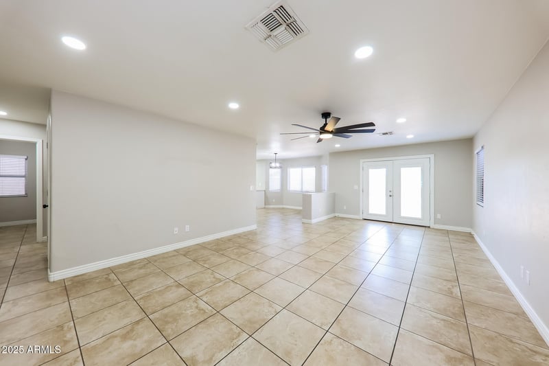 12623 Rosewood Dr, El Mirage, AZ 85335