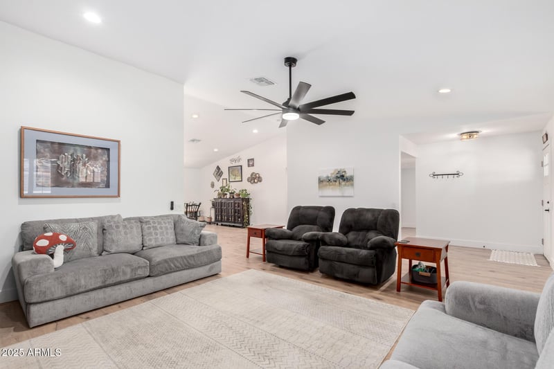 12630 Eveningside Dr, Sun City West, AZ 85375